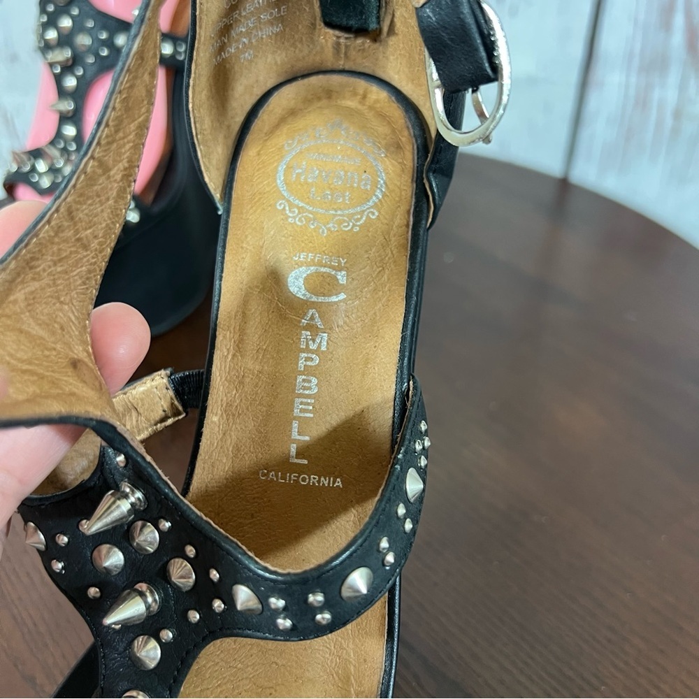 JEFFREY CAMPBELL CONTAIN Studded Black leather heelless platform sandals 7 EUC - Picture 10 of 17